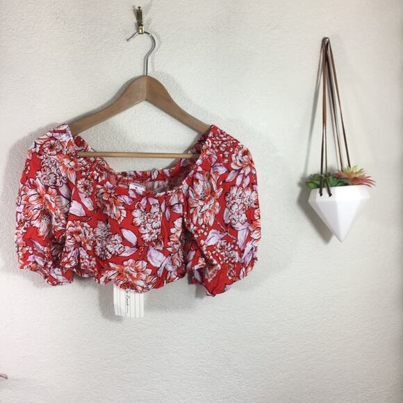 NWT LF | Native Rose Bonnie red floral crop top - Picture 2 of 6